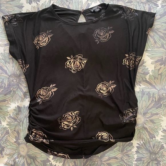 Love Tops - Gold floral Black T shirt